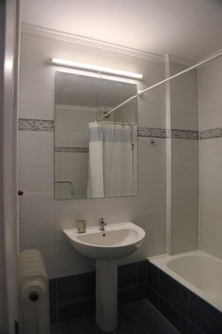 Charming Apartment Near Center Athen Eksteriør billede