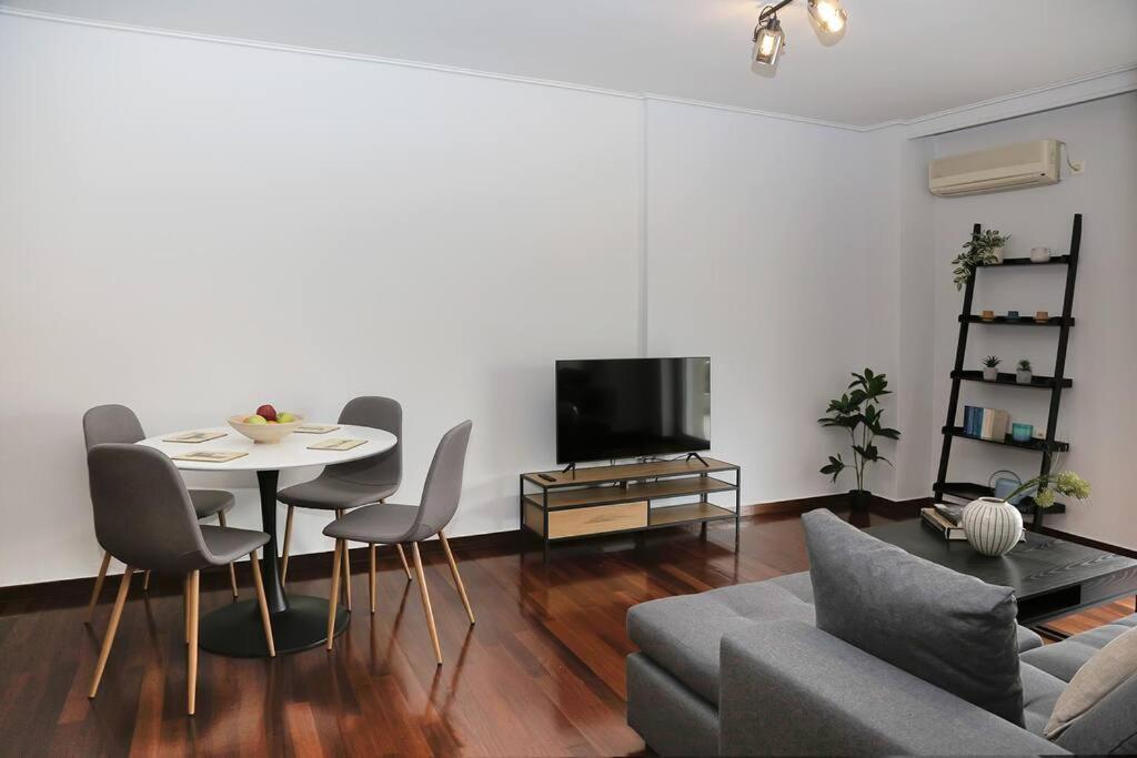 Charming Apartment Near Center Athen Eksteriør billede